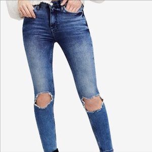 NWT Free People Skinny Distressed Denim Jeans - Size 30